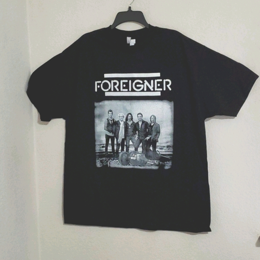 FOREIGNER black short sleeve concert band graphic tee shirt Kelly Hanson XL
